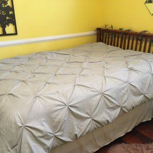 Twin X-Long Comforter set, Light Gray - Pintucked